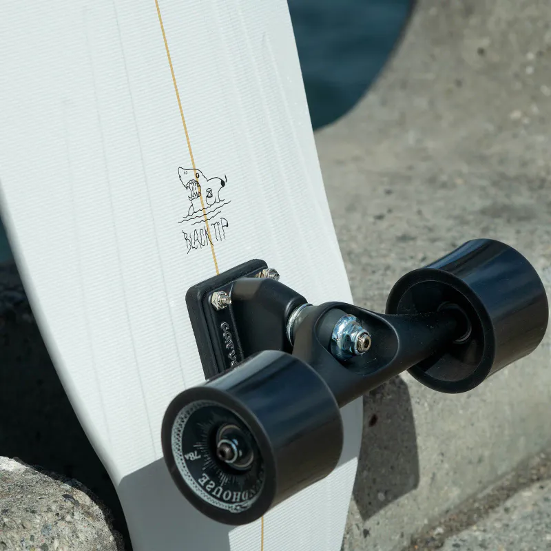 Carver - 32.5'' Black Tip CX Surfskate